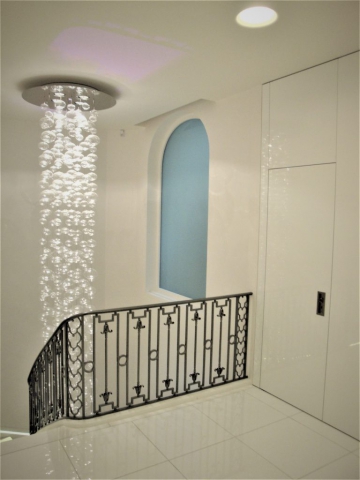 pallier escalier stairs luminaires lights menuiserie ébénisterie agencement sur mesure architctecte décoration intérieur interior design carpentry cabinetmaking bespoke  bois